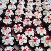Allie's Sweet Tooth: Chocolate Mini Cupcakes