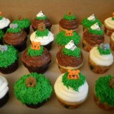 Allie's Sweet Tooth: Safari Theme Cupcakes