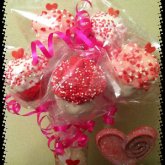Allie's Sweet Tooth: Cake Pop Bouquet with Hearts