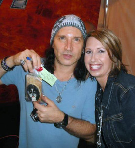Eric Singer Shows Off His Allie's Sweet Tooth Custom Cookie